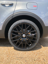 Load image into Gallery viewer, Kia Telluride 22&quot; Wheel and Tire Package